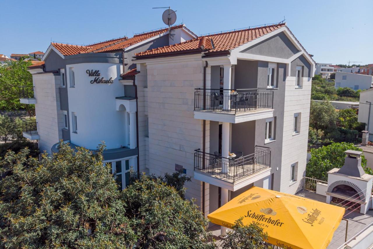 Island Resort Mihaela - Happy Rentals Trogir Exteriér fotografie